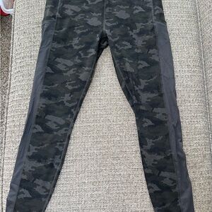 Fabletics Black and Gray Camouflage Leggings
